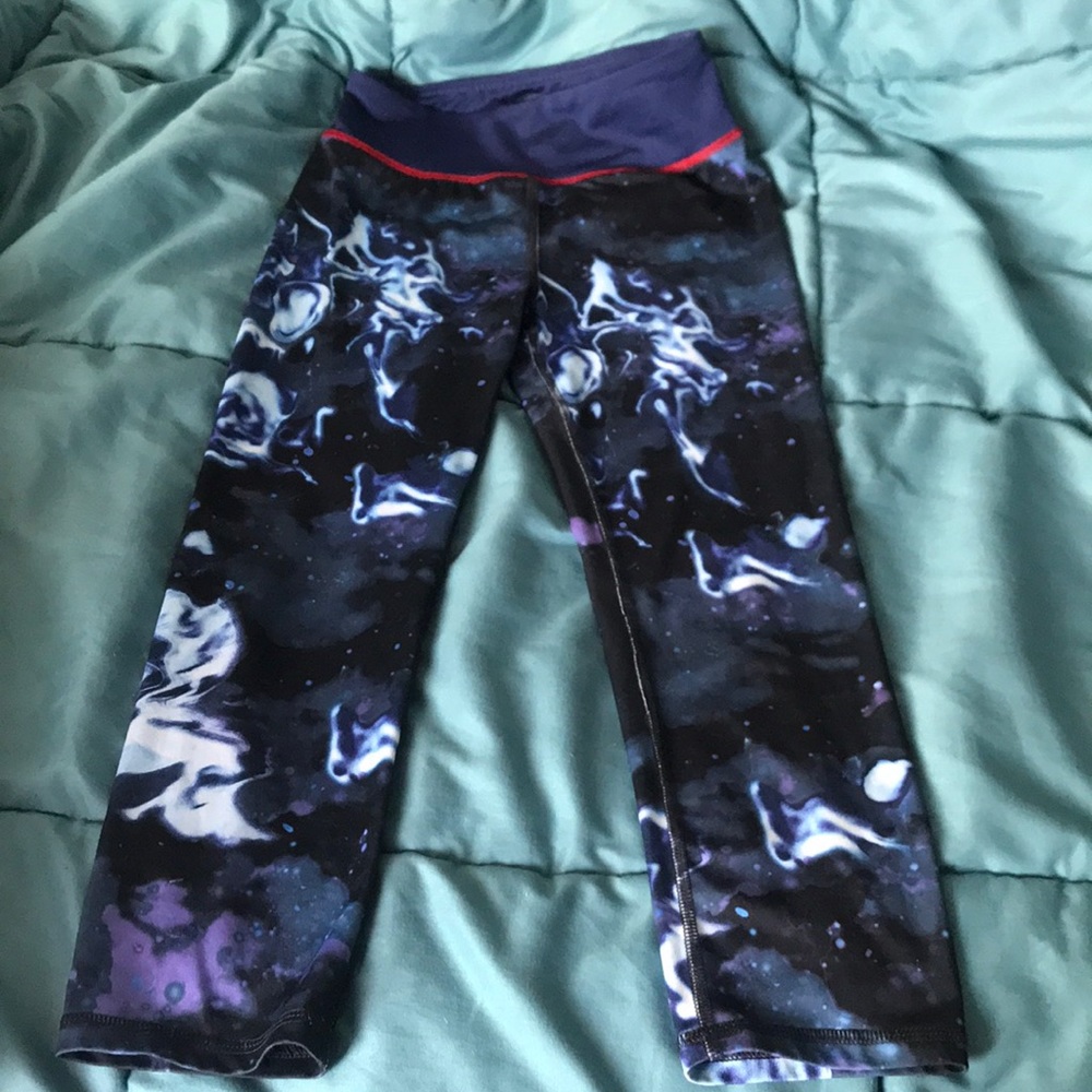 Awesome blue water print Marvel leggings size S